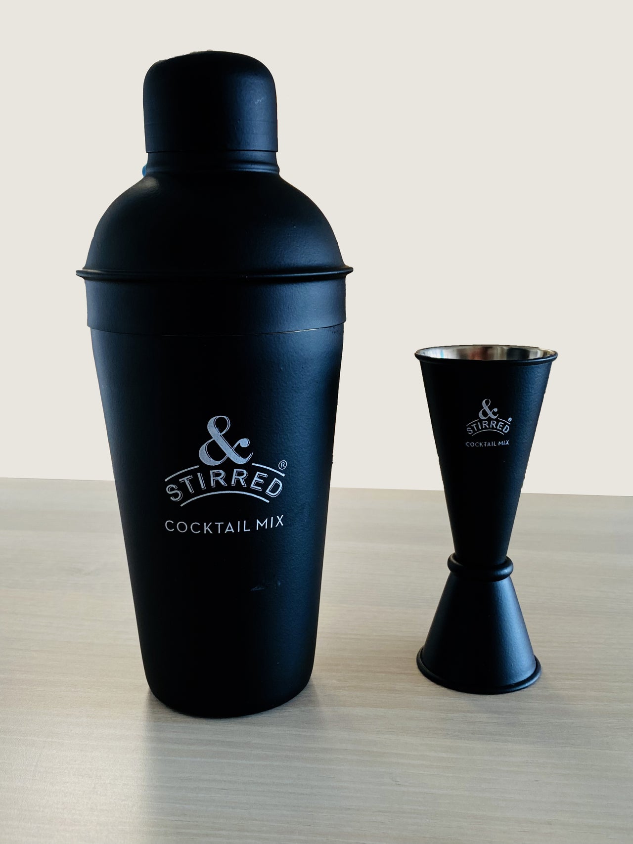 Shaker And Peg Measure